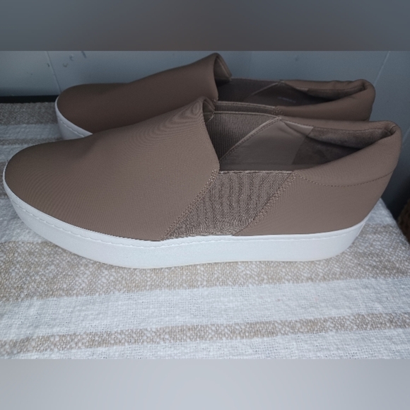 Warren-B Platform Loafers - Picture 5 of 8